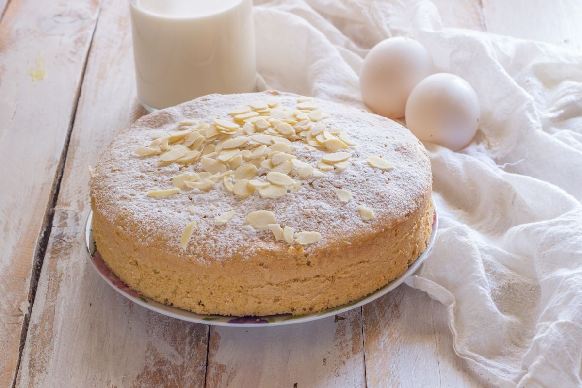Gâteau au lait d'amande sans œufs