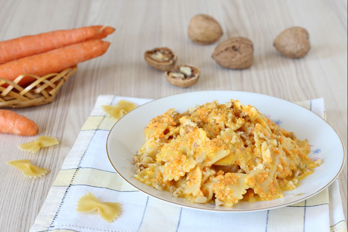 Farfalle au pesto de carottes