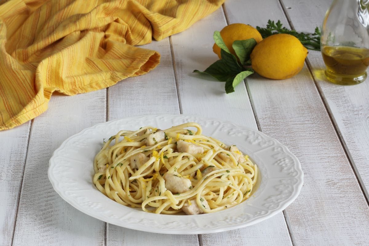 Linguine à l'espadon et au citron