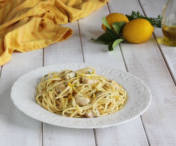 Linguine à l'espadon et au citron