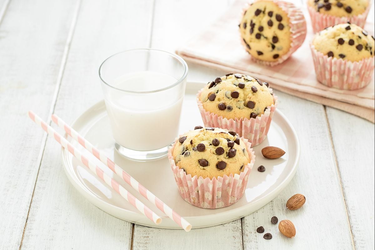 Muffins au lait d'amande et pépites de chocolat