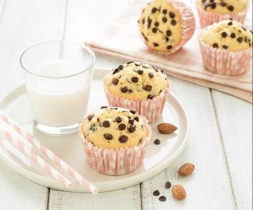 Muffins au lait d'amande et pépites de chocolat