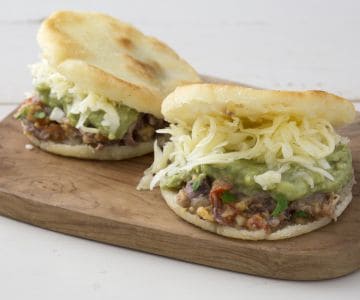 Arepas farcies à la viande
