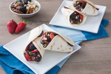 Piadina avec crème au chocolat et fruits
