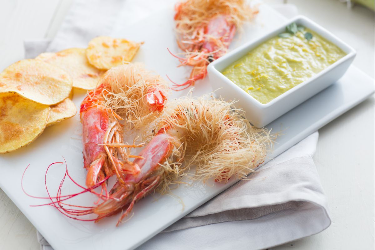 Crevettes en pâte kataifi avec sauce aux asperges