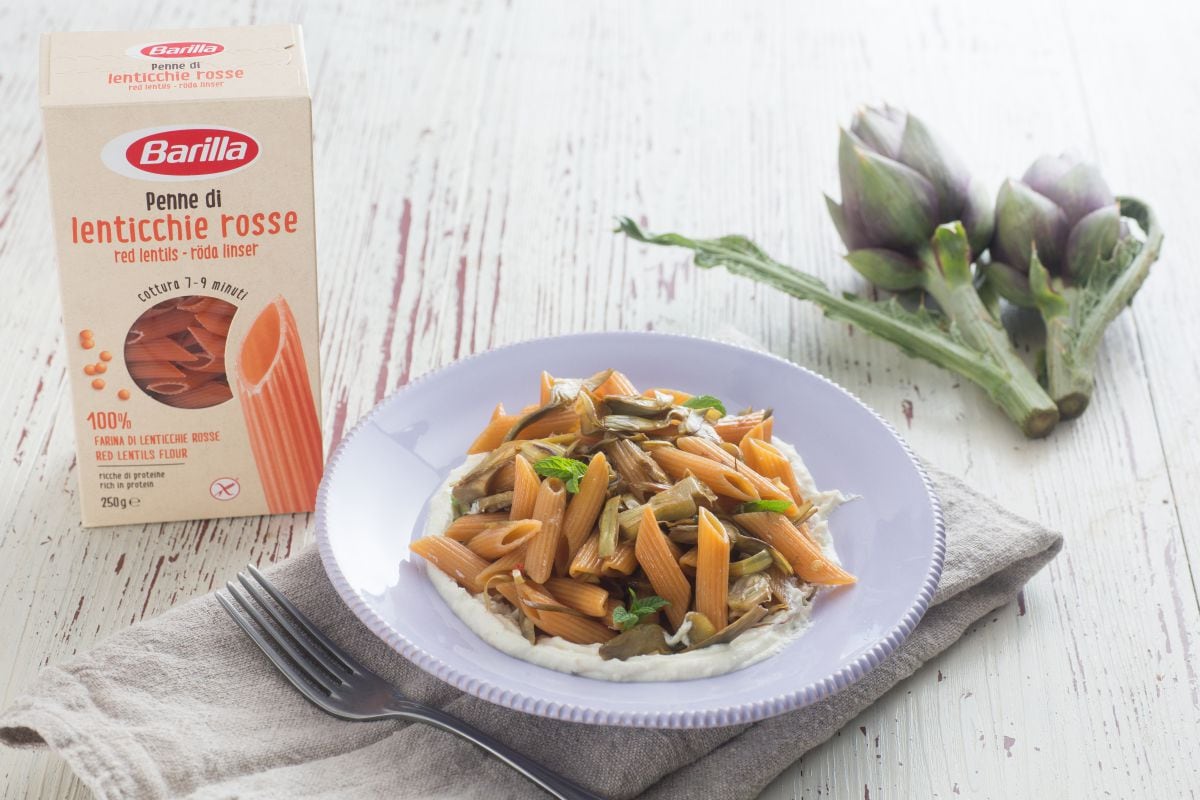 Penne de légumineuses à la ricotta et aux artichauts