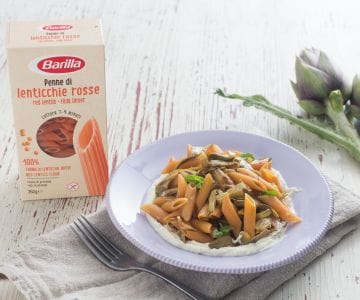 Penne de légumineuses à la ricotta et aux artichauts