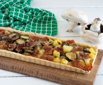 Rustique aux pommes de terre, champignons et scamorza