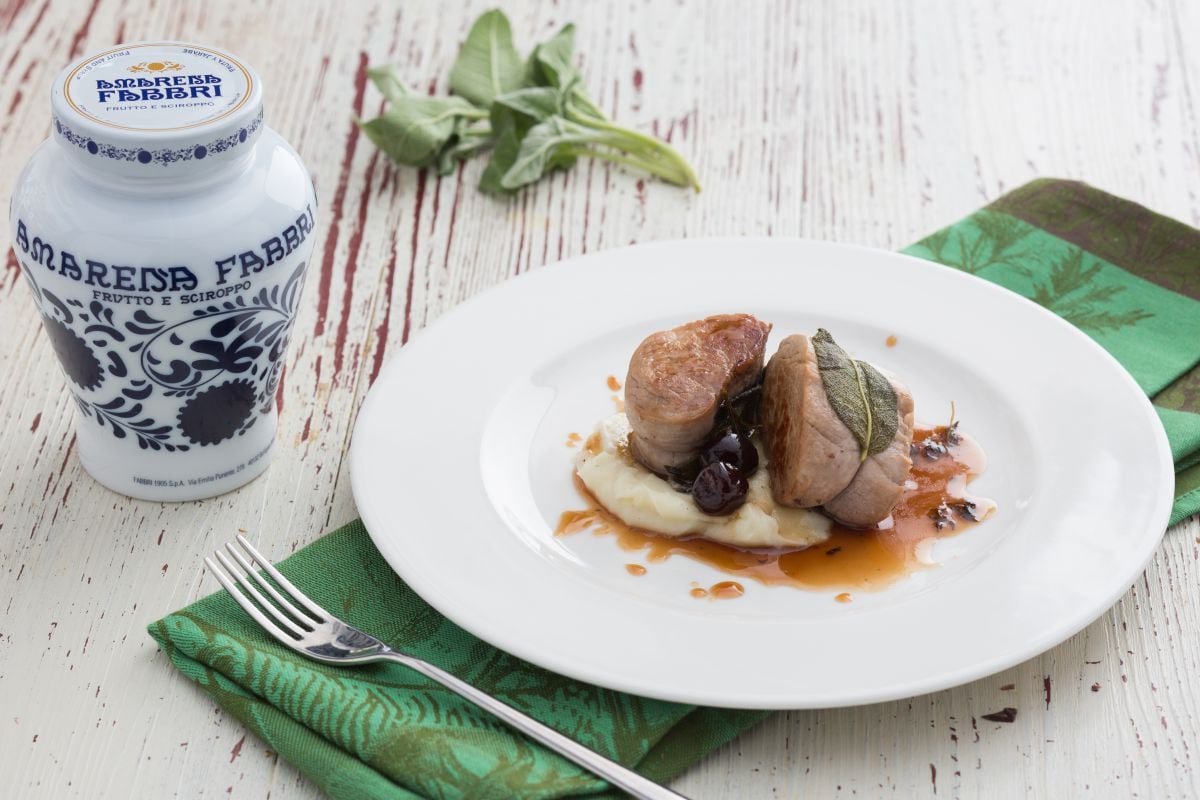 Filet de porc aux griottes avec crème de pommes de terre
