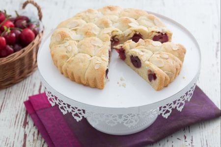 Tarte aux cerises fraîches