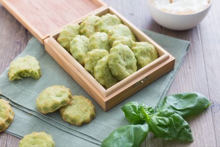 Biscuits salés au basilic