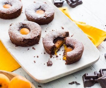 Petits gâteaux au chocolat et aux abricots