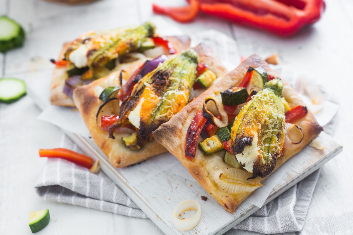 Galettes aux légumes et fleurs de courgette farcies