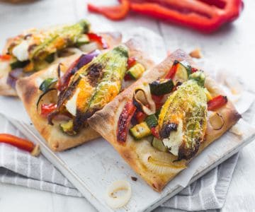 Galettes aux légumes et fleurs de courgette farcies