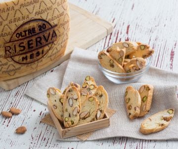 Cantucci au Grana Padano et fruits secs