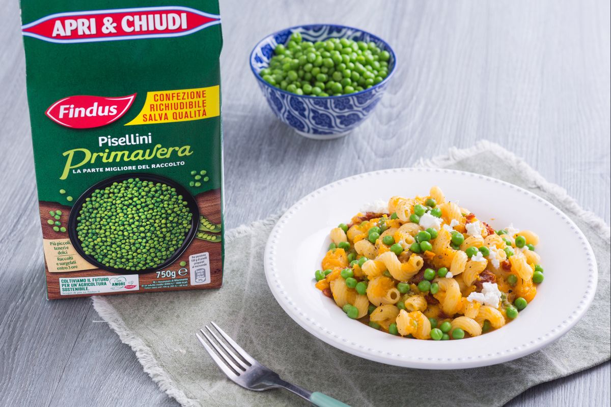Pâtes avec petits pois, courge rôtie et ricotta