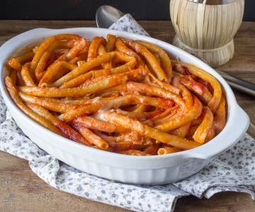 Ziti au four avec sauce à l'agneau