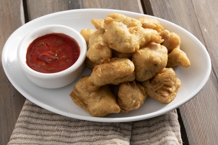 Artichauts frits en beignet