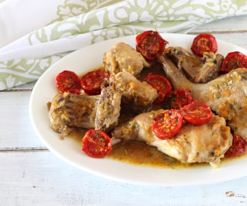 Lapin à la bière avec tomates cerises confites