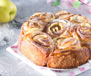 Gâteau des roses aux pommes