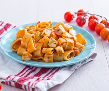 Calamarata avec ragoût d'espadon
