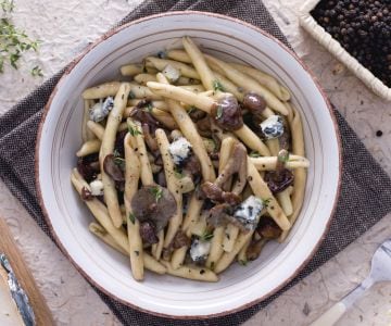 Strozzapreti aux champignons et gorgonzola