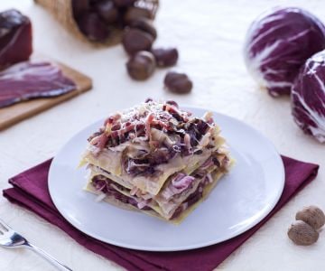 Lasagnes avec radicchio, crème de marrons et speck