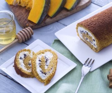 Roulé à la citrouille avec ricotta et pépites de chocolat