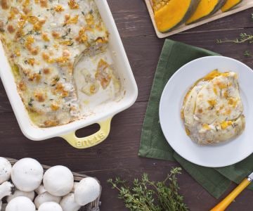 Lasagnes à la courge avec crème de champignons et scamorza