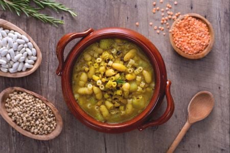 Soupe de légumes et curcuma