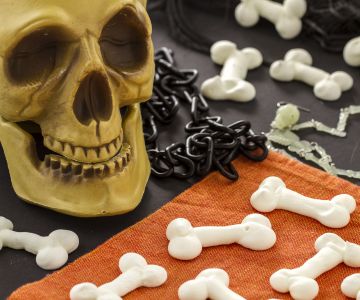 Os en meringue pour Halloween