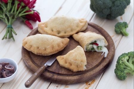 Panzerotti aux brocolis et anchois