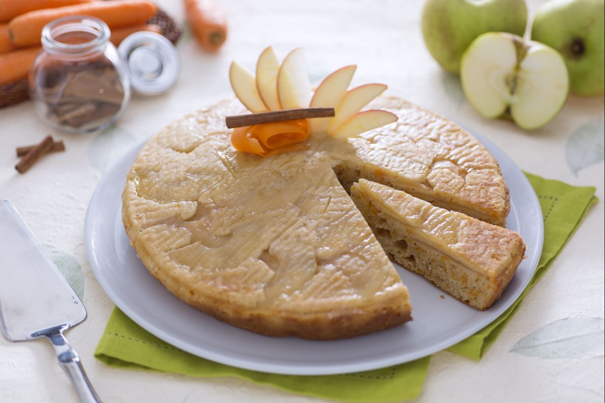 Gâteau aux pommes et carottes
