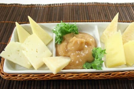 Sauce de poires et cannelle