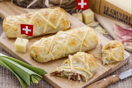 Mini strudel avec poireau, speck et Gruyère