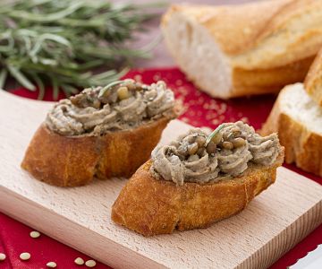 Crostini à la crème de lentilles au romarin