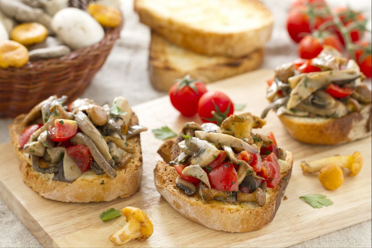 Bruschetta aux champignons sautés