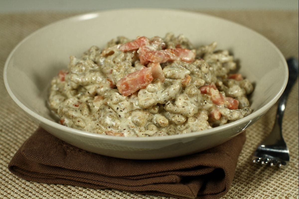 Spätzle de sarrasin à la crème et au lard