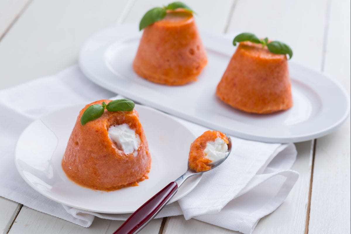 Mini bavarois au poivron et à la robiola