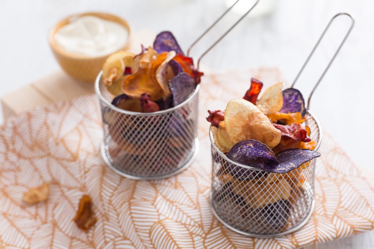 Chips de tubercules et mayonnaise au gingembre