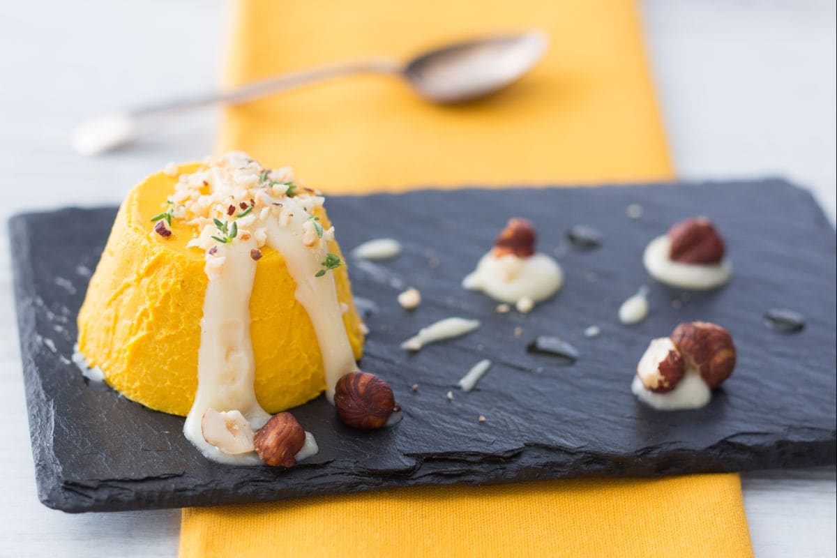 Mini bavarois de potiron avec sauce au parmesan