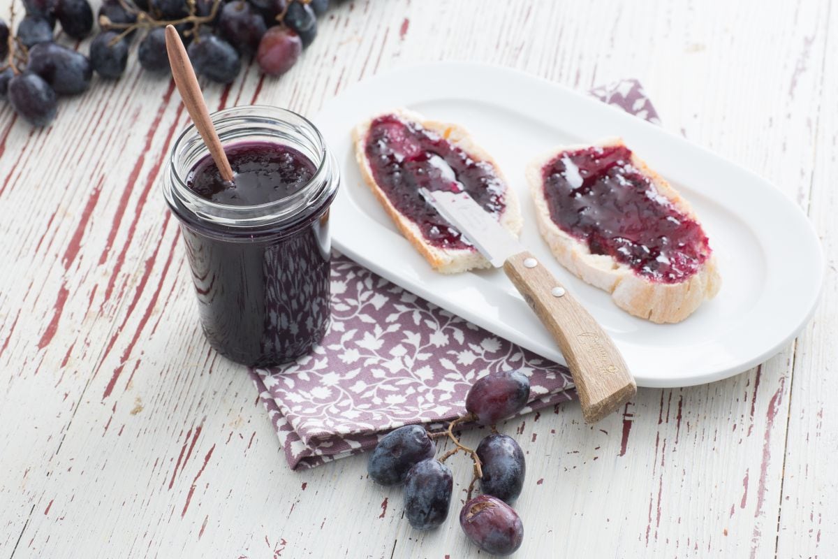 Confiture de raisin noir