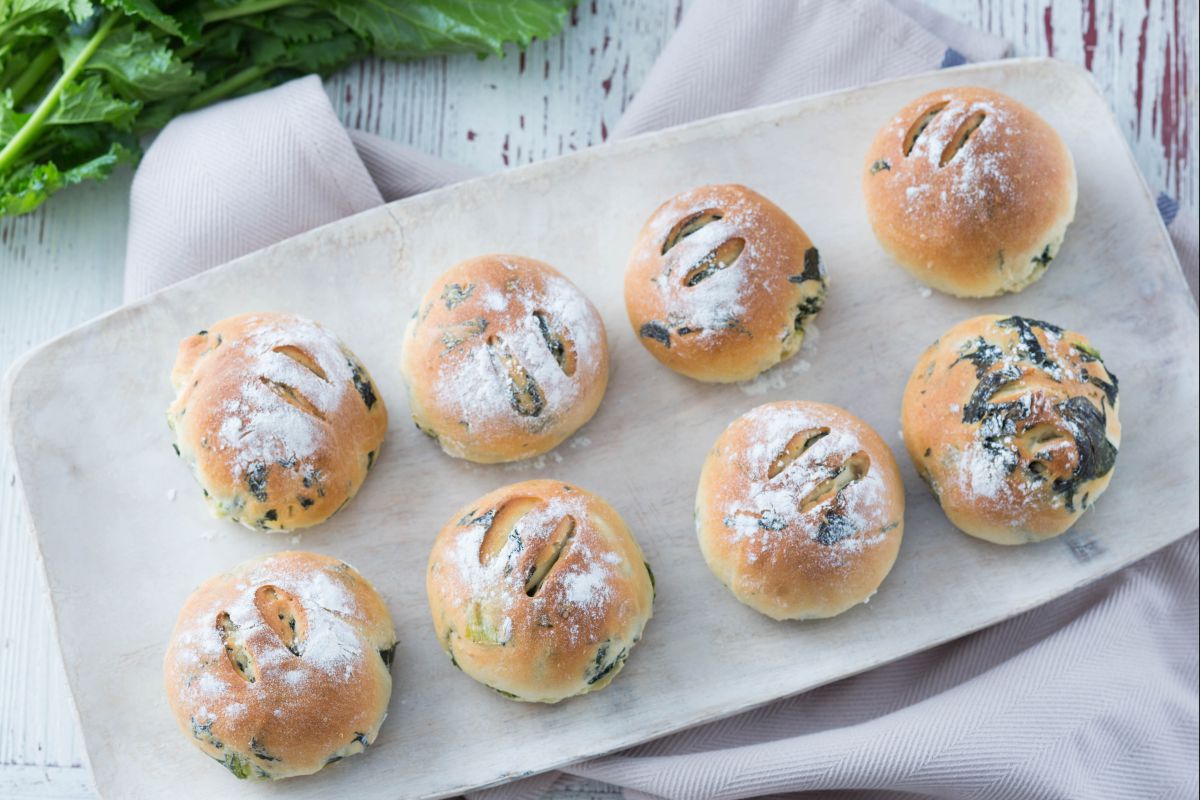 Petits pains aux fanes de navet