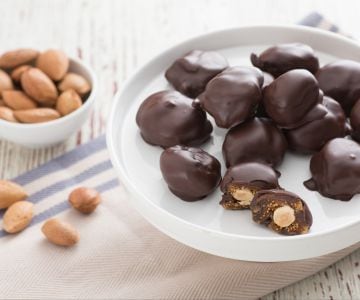 Figues farcies enrobées de chocolat