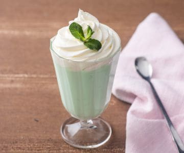 Chocolat chaud blanc à la menthe