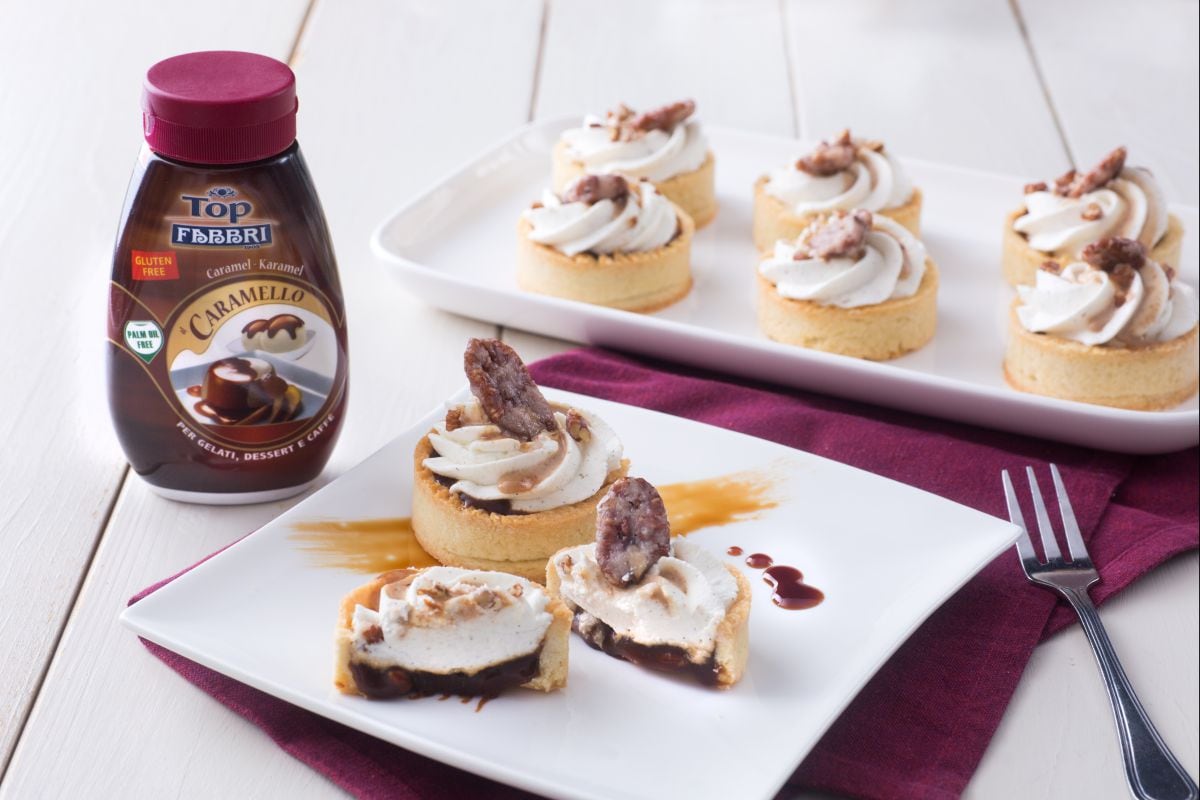 Tartelettes au caramel salé et noix pralinées