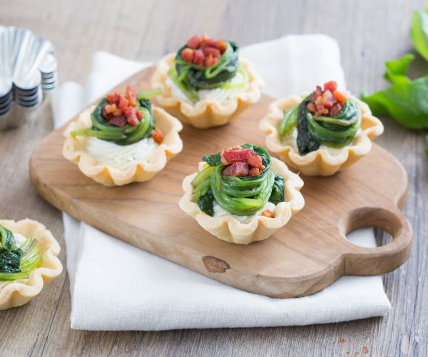 Petits paniers de brisée au chèvre et fines herbes