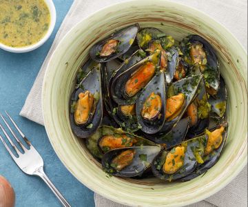 Moules à la sauce safranée