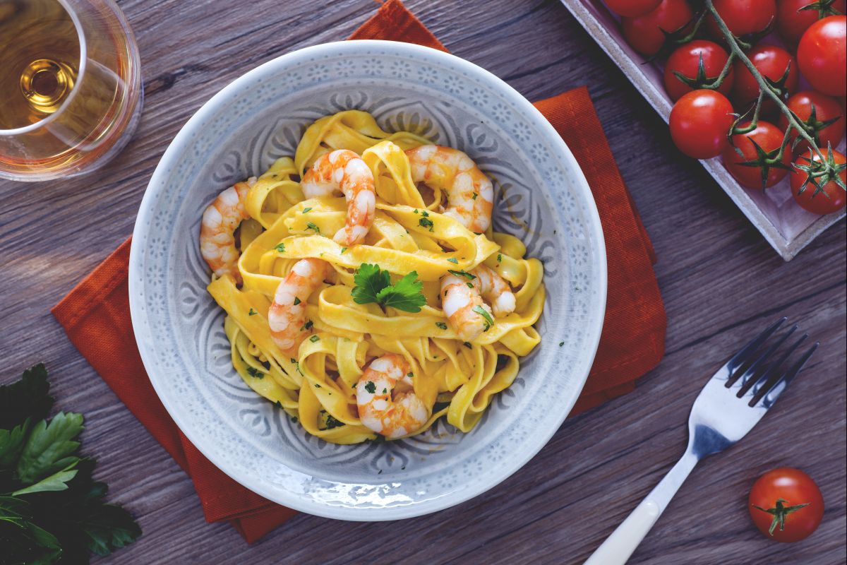 Fettuccine à la crème de crevettes et brandy