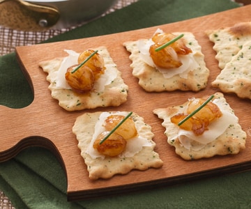 Feuilleté aux olives avec oignons caramélisés
